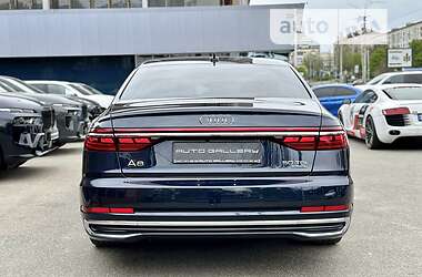 Седан Audi A8 2023 в Киеве