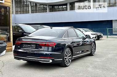 Седан Audi A8 2023 в Киеве