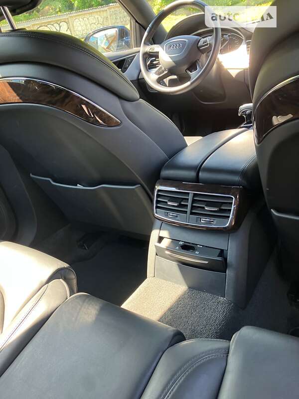 Седан Audi A8 2013 в Киеве фото 7 Седан Audi A8 2013 в Киеве