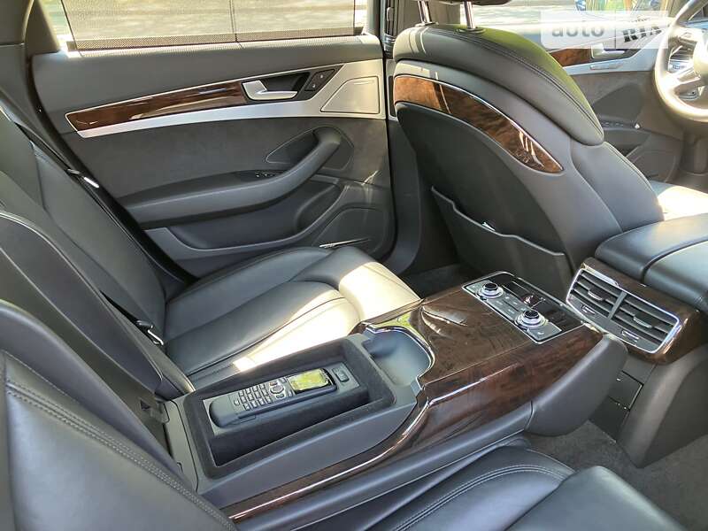 Седан Audi A8 2013 в Киеве фото 9 Седан Audi A8 2013 в Киеве