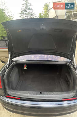 Седан Audi A8 2007 в 