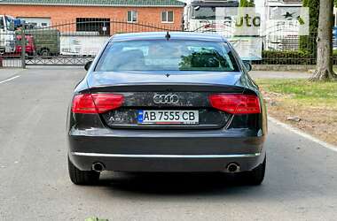 Седан Audi A8 2013 в Виннице