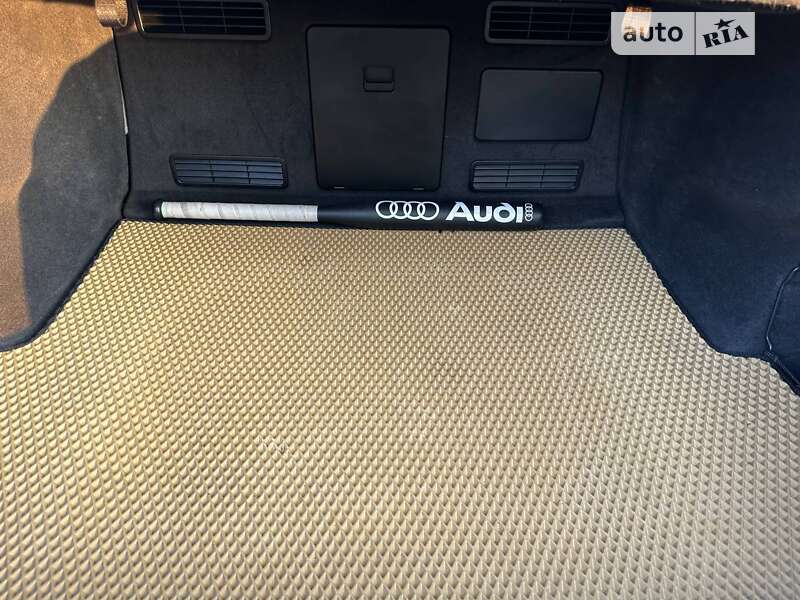 Седан Audi A8 2012 в Виннице фото 33 Седан Audi A8 2012 в Виннице