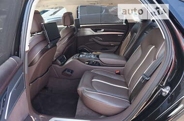 Седан Audi A8 2012 в Одессе