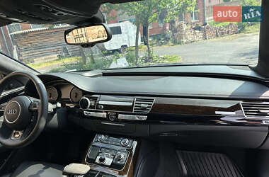 Седан Audi A8 2016 в Коломые