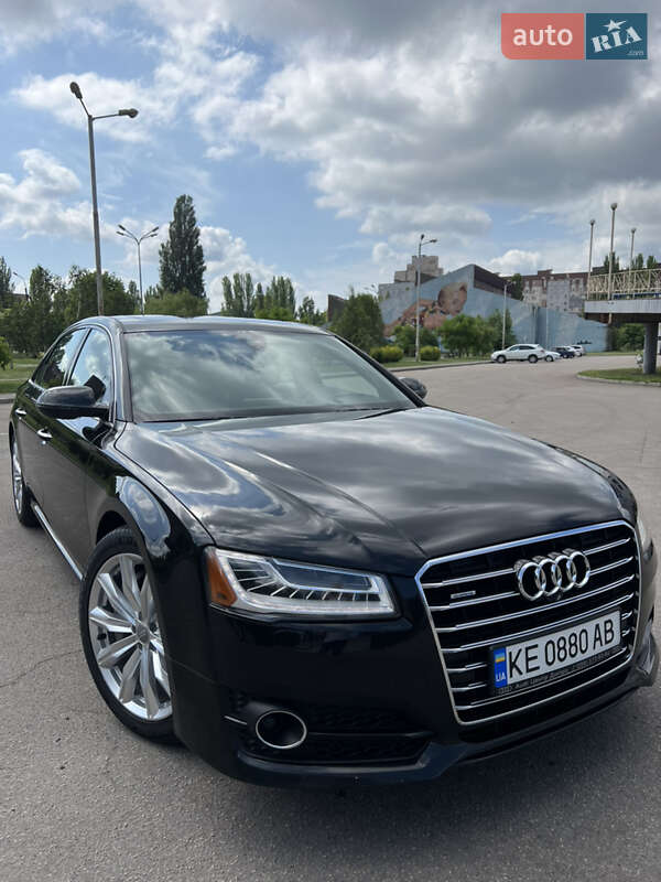 Audi A8 2016