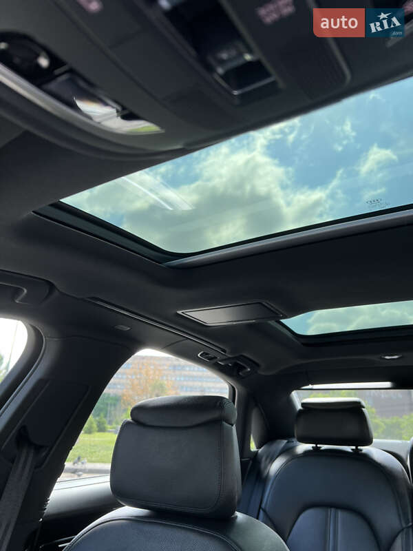 Седан Audi A8 2016 в Кривому Розі