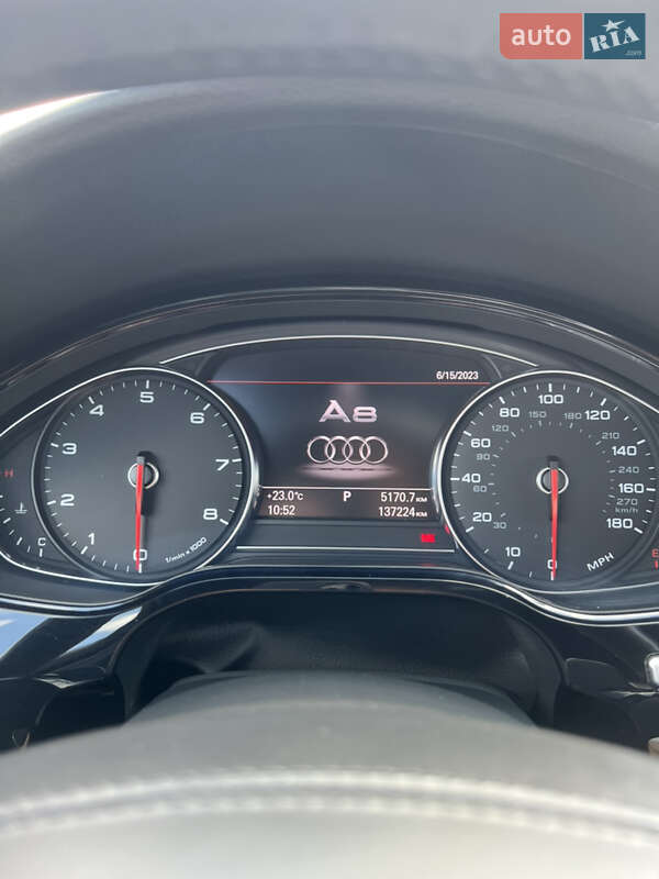 Седан Audi A8 2016 в Кривому Розі