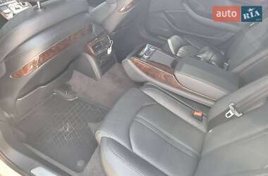 Седан Audi A8 2015 в Ивано-Франковске