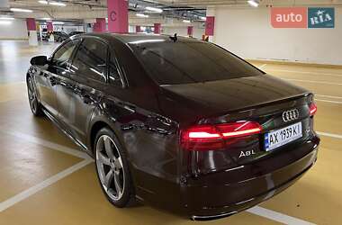 Седан Audi A8 2017 в Харкові