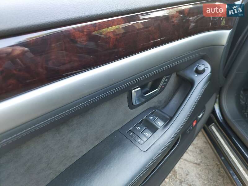 Седан Audi A8 2007 в Ивано-Франковске