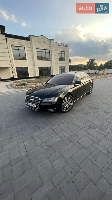 Седан Audi A8 2010 в Хусті