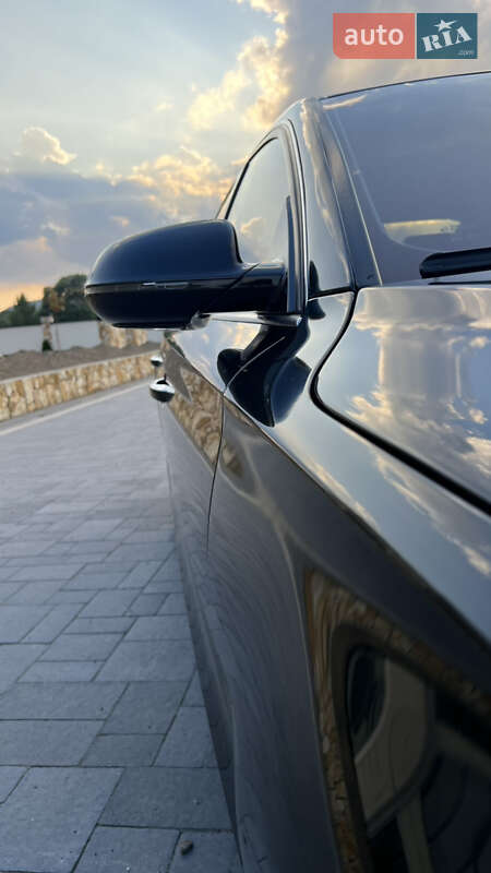 Седан Audi A8 2010 в Хусті