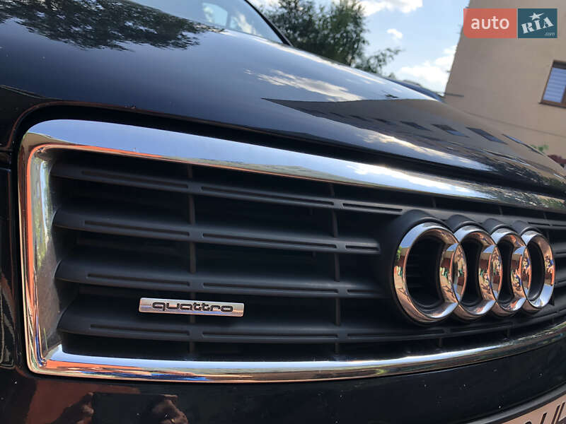 Седан Audi A8 2003 в Хмельницком