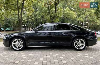 Седан Audi A8 2011 в Одессе