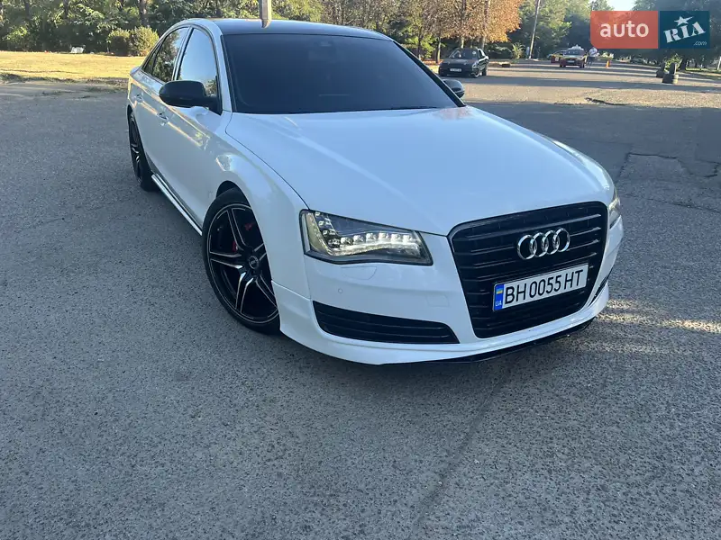 Audi A8
