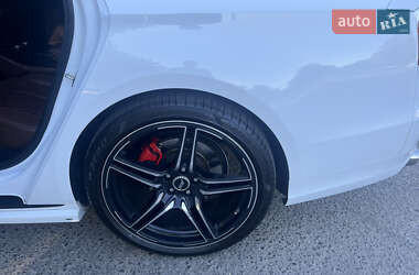 Седан Audi A8 2012 в Одессе