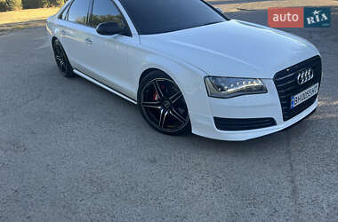 Седан Audi A8 2012 в 