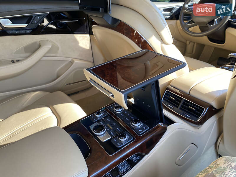 Седан Audi A8 2013 в Киеве фото 57 Седан Audi A8 2013 в Киеве