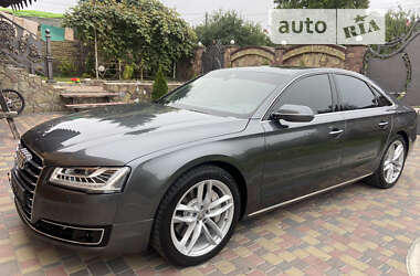 Седан Audi A8 2015 в Тернополе