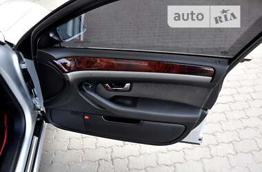 Седан Audi A8 2005 в 
