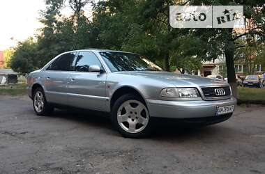 Седан Audi A8 1995 в Краматорске