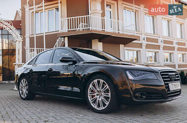 Седан Audi A8 2011 в Черновцах