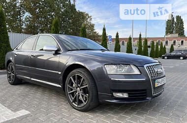 Седан Audi A8 2006 в Одессе