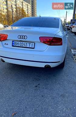 Седан Audi A8 2012 в Одессе