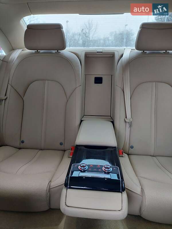 Седан Audi A8 2015 в Івано-Франківську