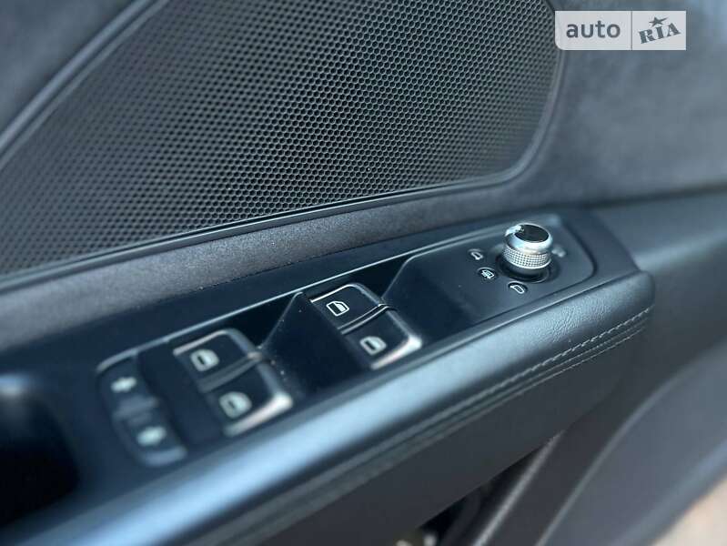 Седан Audi A8 2013 в Житомирі фото 22 Седан Audi A8 2013 в Житомирі
