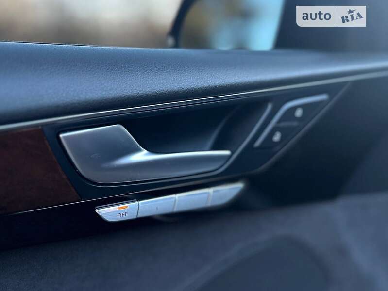 Седан Audi A8 2013 в Житомирі фото 26 Седан Audi A8 2013 в Житомирі
