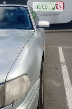 Седан Audi A8 1997 в Вышгороде