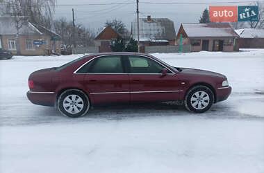 Седан Audi A8 2000 в 