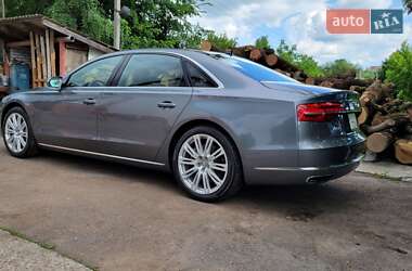 Седан Audi A8 2015 в 