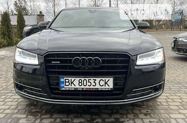 Седан Audi A8 2016 в Ровно