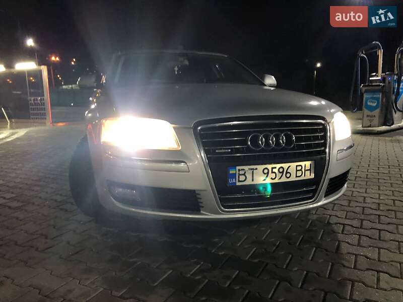 Седан Audi A8 2008 в Киеве