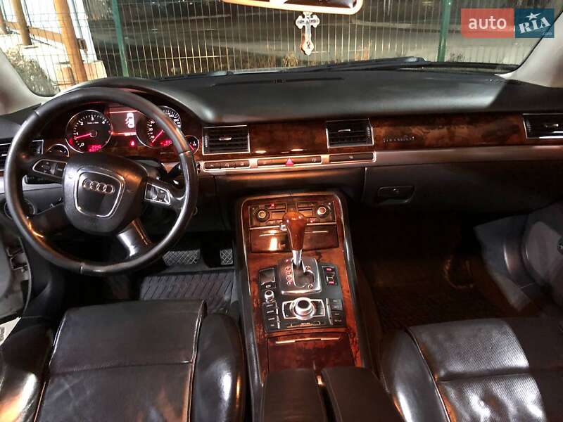 Седан Audi A8 2008 в Киеве