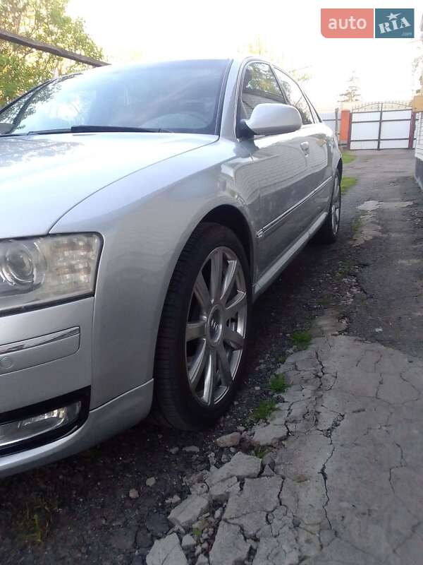 Седан Audi A8 2007 в Макарові