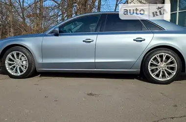 Audi A8 2013