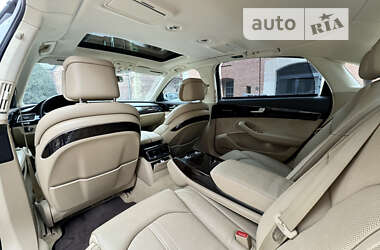 Седан Audi A8 2014 в Львове