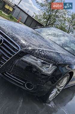Седан Audi A8 2013 в Хмельницком