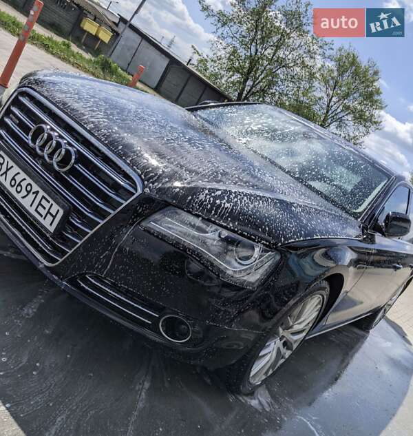 Седан Audi A8 2013 в Хмельницком