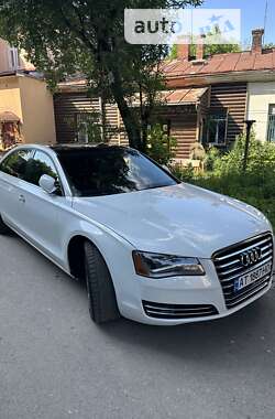 Седан Audi A8 2013 в Ивано-Франковске