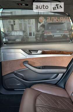Седан Audi A8 2013 в Ивано-Франковске