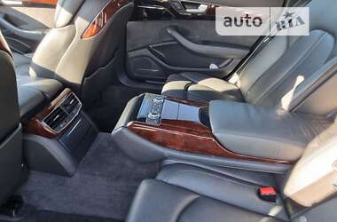 Седан Audi A8 2013 в 