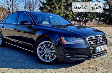 Седан Audi A8 2013 в 