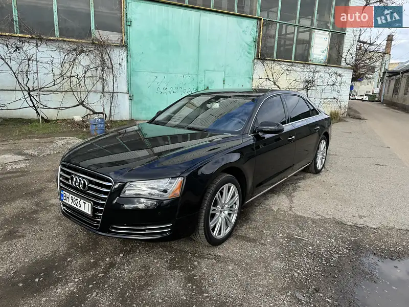 Audi A8