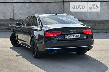 Седан Audi A8 2012 в Киеве