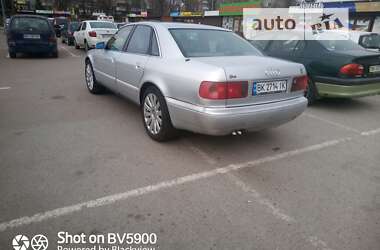 Седан Audi A8 1997 в Ровно